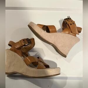 White House Black Market Tan Cream Wedge Sandals with Ankle Strap Sz 6.5